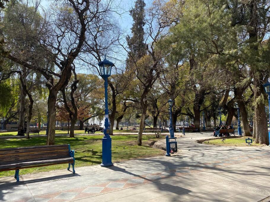 Apartamento Increible Ubicacion En El Centro De 5p *